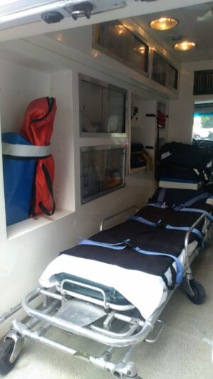 Ambulancias y Paramédicos.